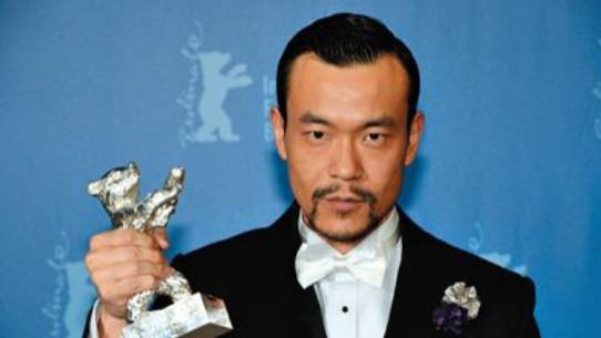 廖凡|廖凡隐藏9年的老婆，比他大5岁不说，还是我们的老熟人！