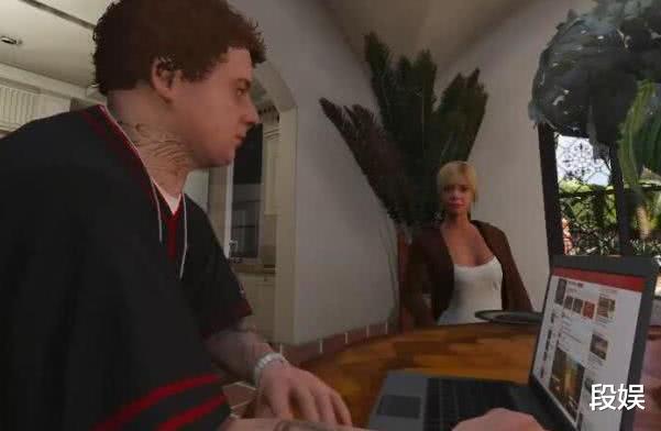 Gta5 麦克回家发现儿子正在浏览网页 上去一看顺手一巴掌 电竞网