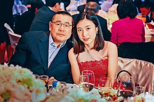 曾是刘銮雄最美女友,一生几度无缘豪门,现今人老珠黄剩5亿身家