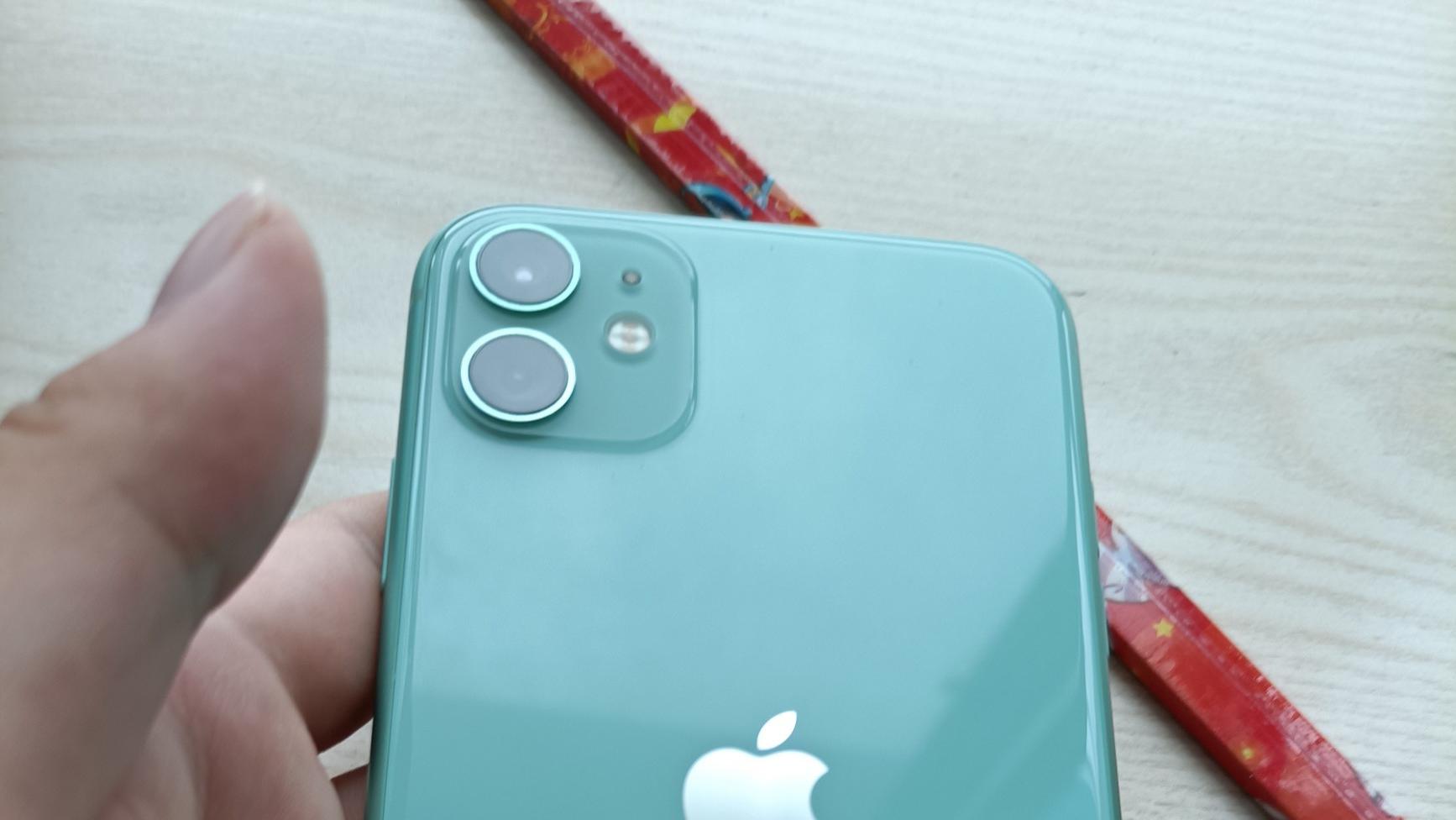 网友花4500入手iPhone11，结果后悔不已！