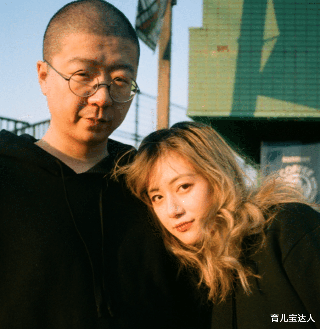 李诞老婆黑尾酱本人颜值怎样?看到原相机下的她,李诞真捡到宝贝了