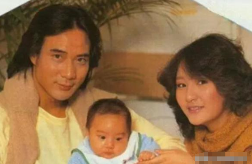 55岁雪梨,与徐少强私生一儿一女终身未嫁,65岁姐姐米雪也是单身