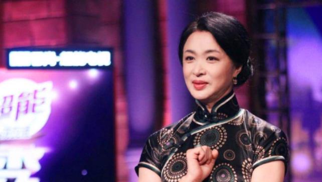 金星|金星再爆猛料，谈章子怡团队国外丢脸往事：在皇家舞会说跳舞加钱