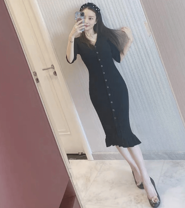 #发现美好时光# 近日，李小璐