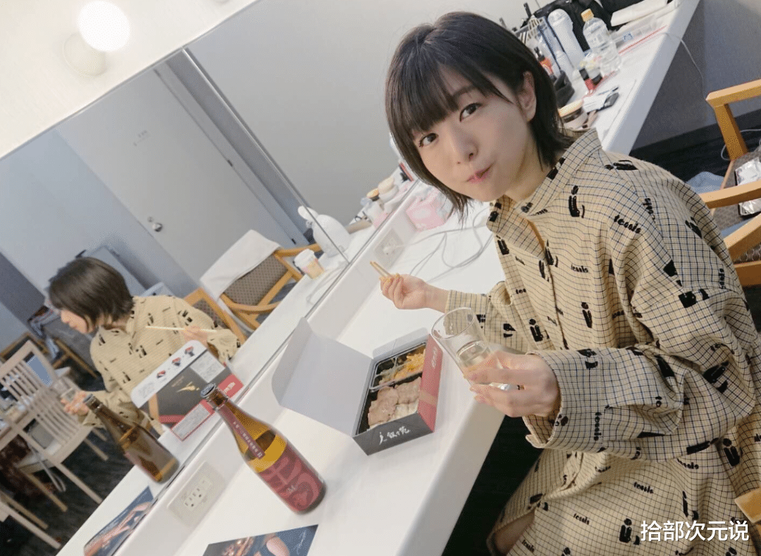 茅野爱衣 这个温柔的女人33岁生日 同时也已经出道十周年 动漫资讯 存满娱乐网