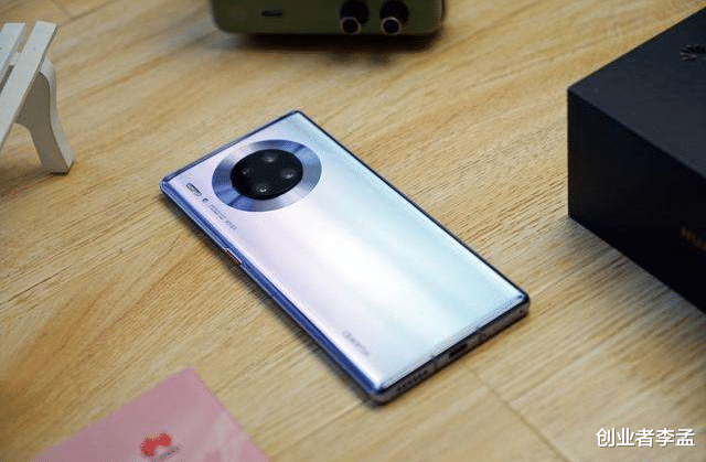 苹果|为什么有人宁愿每年买一部千元机,却不愿意多花点钱买高端机