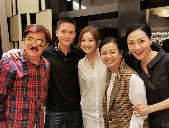 【#曝阿Sa与百亿太子爷石恒聪