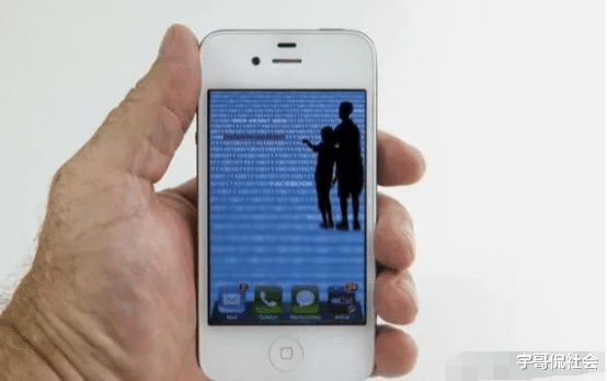 华为|中国手机市场迎来“变天”!华为遗憾落败,就连苹果都跌下神坛