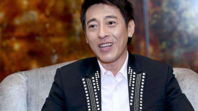 王曼妮|夫妻俩为了不变老，坚持26年不吃肉不生子，如今54岁近照不敢认