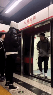 “钱对我来说是负担!”资产十亿的富二代哭诉到...你们弱弱感受下 “钱对我来说是负担!”资产十亿的富二代哭诉到...你们弱弱感受下