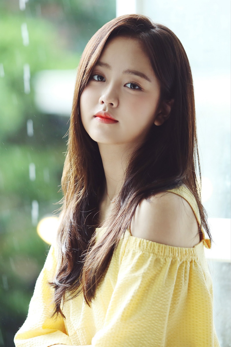 韩国网民票选最美韩国女演员,iu仅排名第二,宋慧乔不入前5!