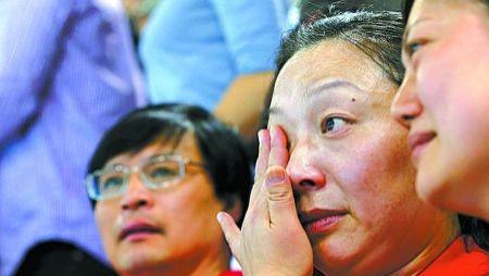 『华晨宇』前女友爆料孙杨被亲妈坑了！她霸道欺压教练拆散孙杨两段恋情，收入全部上交！