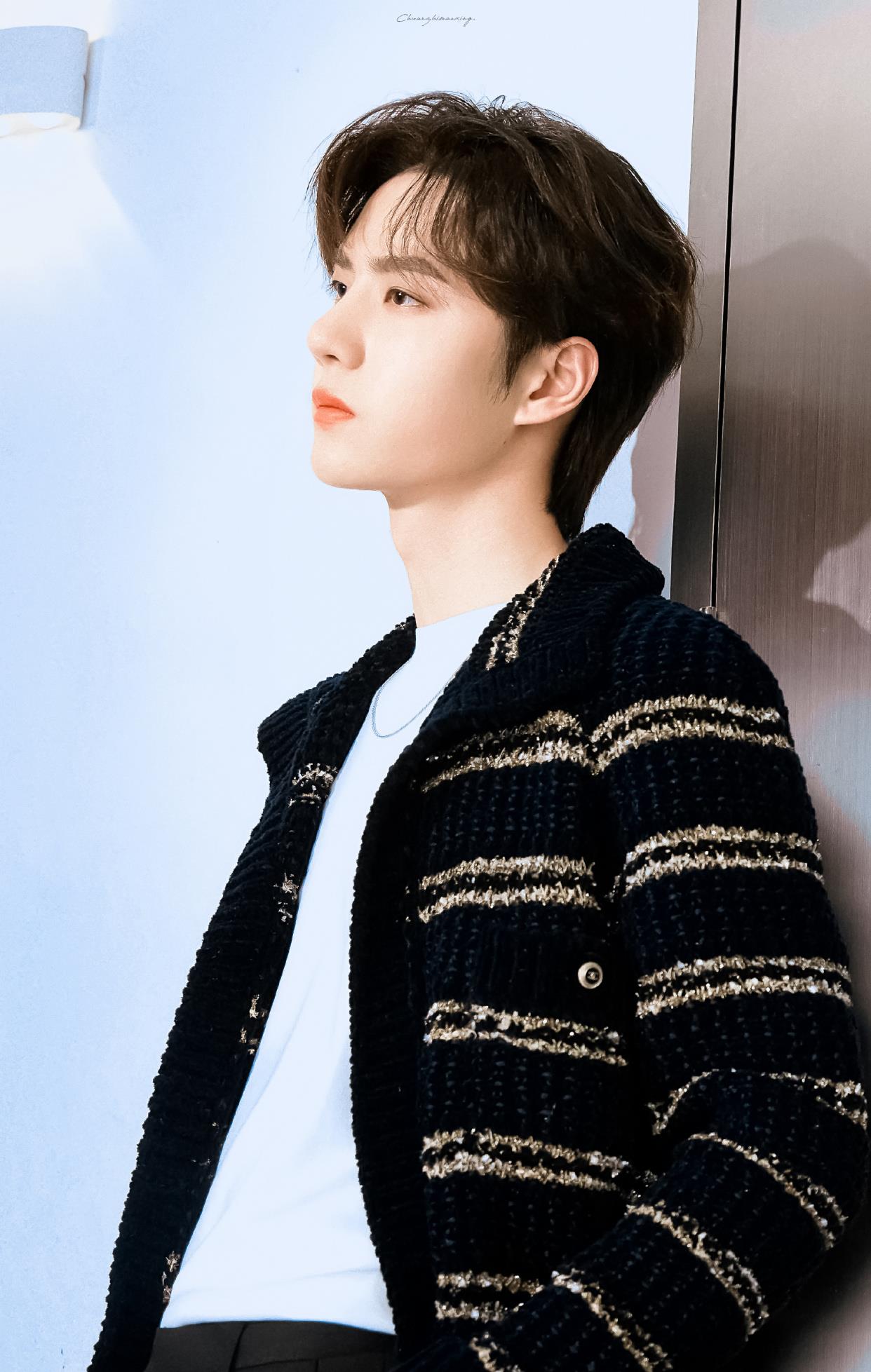 王一博新图!香奈儿一博太帅了!率先穿上chanel2020早秋超季