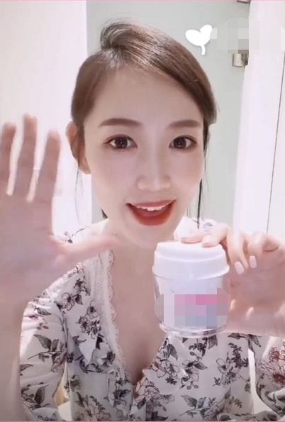 马蓉宅家晒动态不忘暗讽王宝强, 当代潘金莲非她莫属!