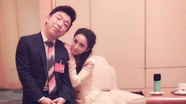 黄渤|她被黄渤追13年，成名后对她还是不离不弃，如今45岁却被黄渤宠上天！