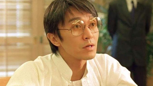 16000家影视公司倒闭，周星驰抵押10亿房产，影视行业扛不住了？