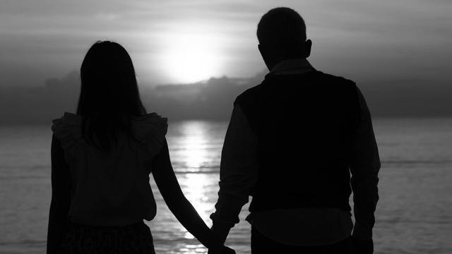 婚姻路上，你秀的是恩爱还是寂寞？