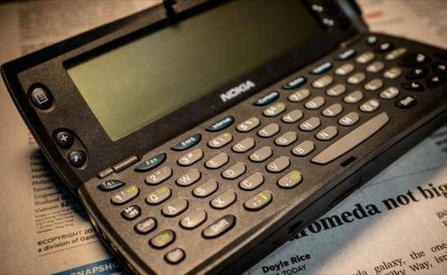 诺基亚|盘点当年那些牛炸天的手机设计！你用过吗？