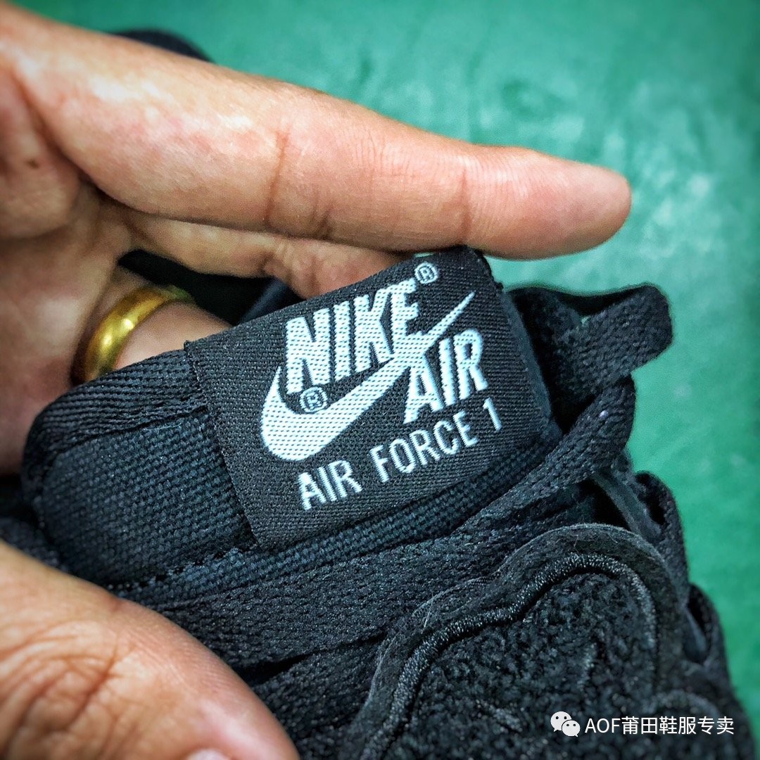 travisscottair,travisscott 低调的隐藏联名配色,travisscottxairforce1空军低帮联名开箱测评!