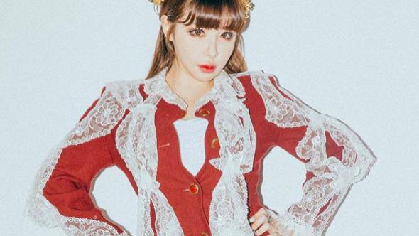 朴春|人间芭比发胖垮成“硅胶娃娃”？顶级韩国女爱豆经历了什么