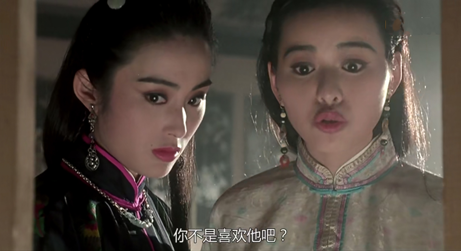 陈嘉上和前妻陈慧仪,两人94年结婚,97年时离婚,婚后育有两名子女