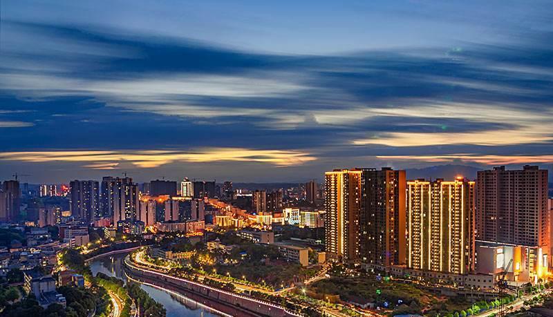 湖南地级市gdp排名2_湖南面积最小的城市,科教实力与人均GDP全省第二却鲜为人知