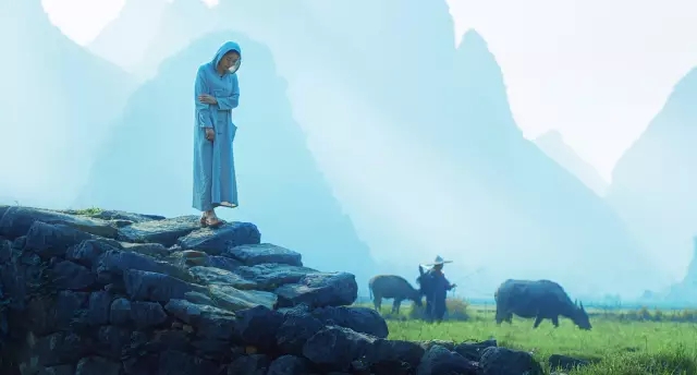 水流穿梭不息，九曲十八弯，才能