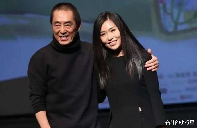 张艺谋前妻肖华,不顾反对嫁张艺谋,痴爱半生却被伤的"