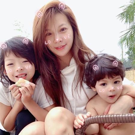 艾莉丝用警察叔叔警告哭闹小孩 反被7岁女儿教育她 妈受教了 未分类资讯 八戒游戏