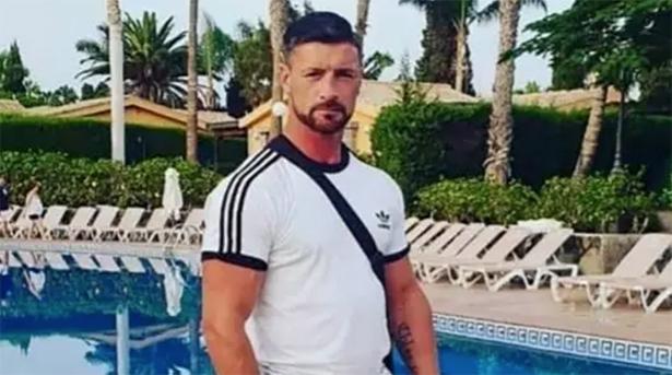 英国司机酒驾后上演苦情戏 谎称女友将死骗过法官 终被戳穿入狱 国际资讯 早游戏