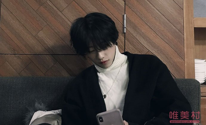 明日之子李润祺是谁小李创作经验丰富被赞太有才了