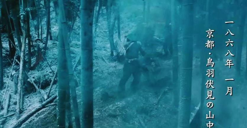 浪客剑心 明治维新背景下的落魄武士 绯村剑心拔刀救熏小姐 娱乐资讯 娱乐新闻网