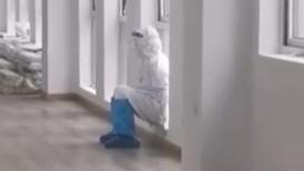 电影▲娱乐圈真香定律，广电局禁止消费明星子女后，又开始带爹出道了