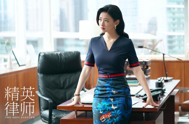 朱珠:我不是栗娜,我从不穿大花裙子