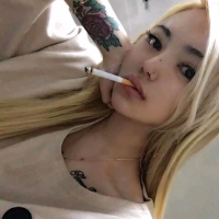 摔愣的兔子