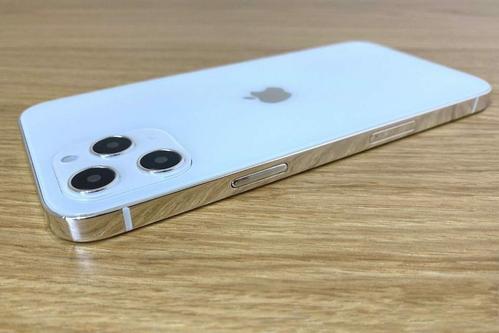 华为mate40pro与iphone12pro两者对比 差距如何 科技资讯 八戒游戏