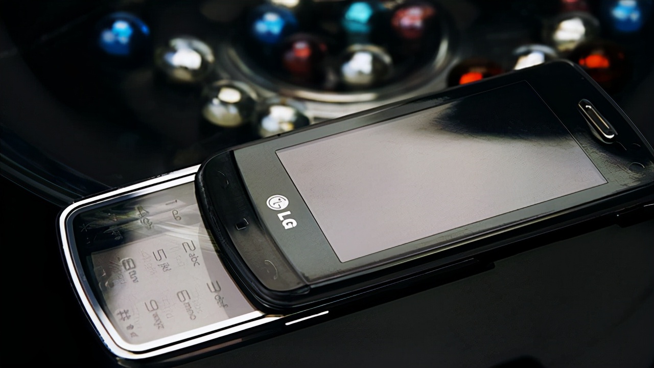 忽视三星的存在，LG给老用户推荐其它品牌手机