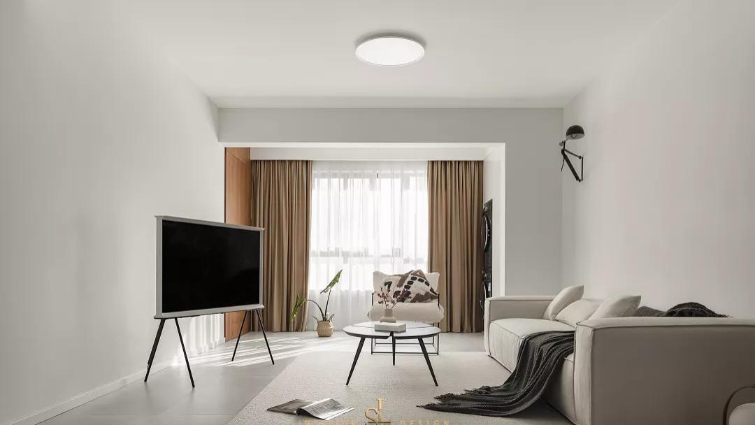 118㎡四室改两室，餐厨打通多个办公区，实现3个功能区的划分