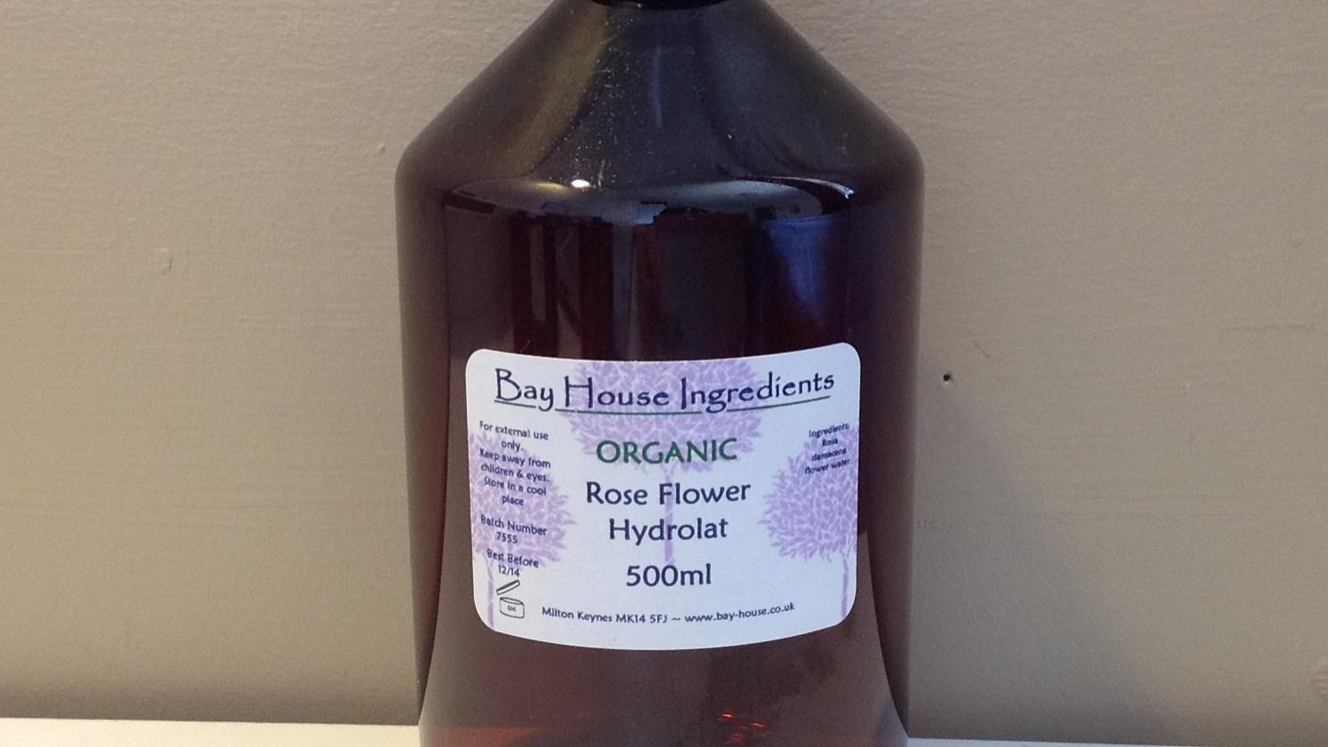 牛仔裤|热门爽肤水种草测评：每一款都是真爱，补水保湿，给予肌肤湿润