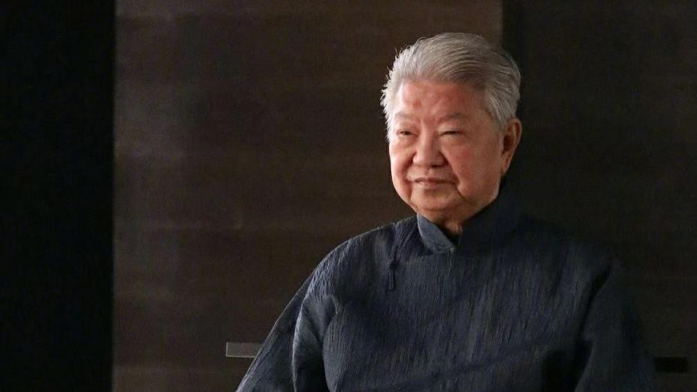 琦亭 蔡澜：重新开始上路，结识新的女孩子，日子逍遥又快活