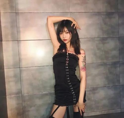 痞幼妈妈要公开招婿?轻轻一句话,吸引6大男网红争先“应聘” 痞幼妈妈要公开招婿?轻轻一句话,吸引6大男网红争先“应聘”