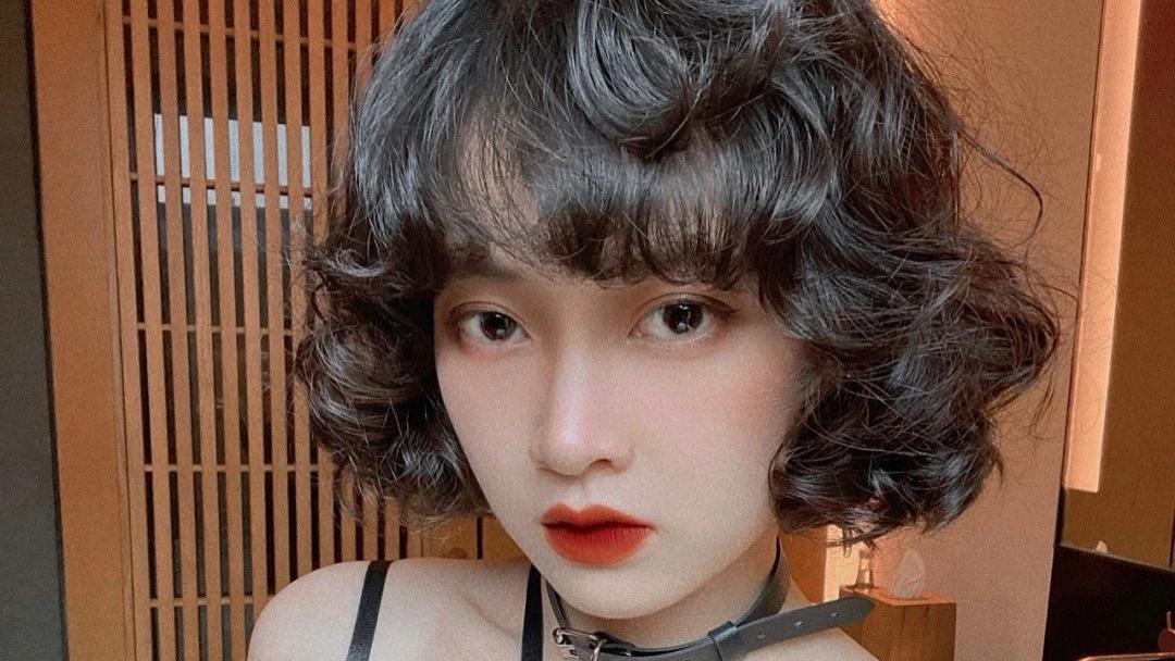 短发 秋季流行什么样的发型？女生剪干净利落的小短发，耐看指数五颗星
