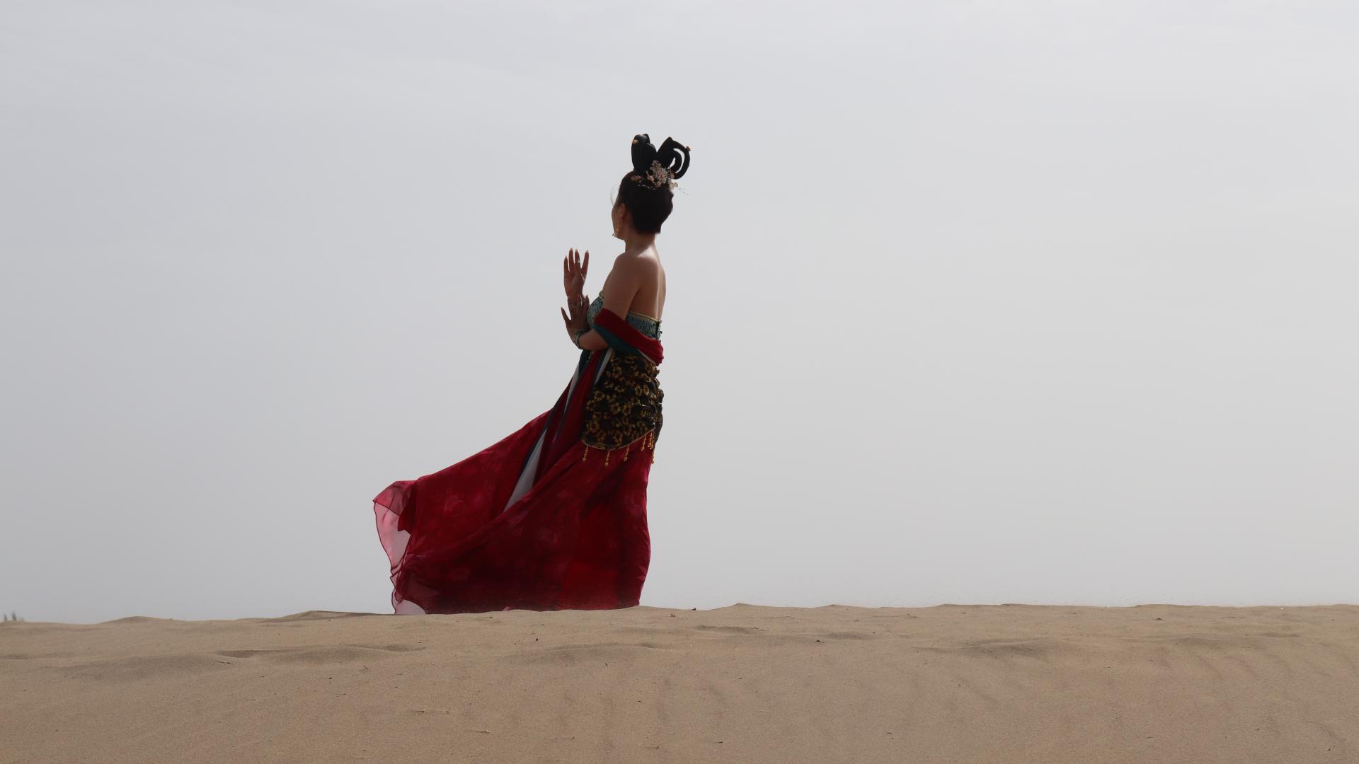 敦煌月牙泉美景