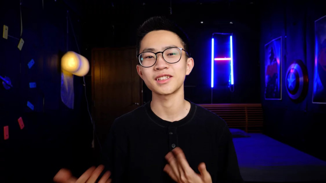 #“何同学”做苹果放弃的产品带