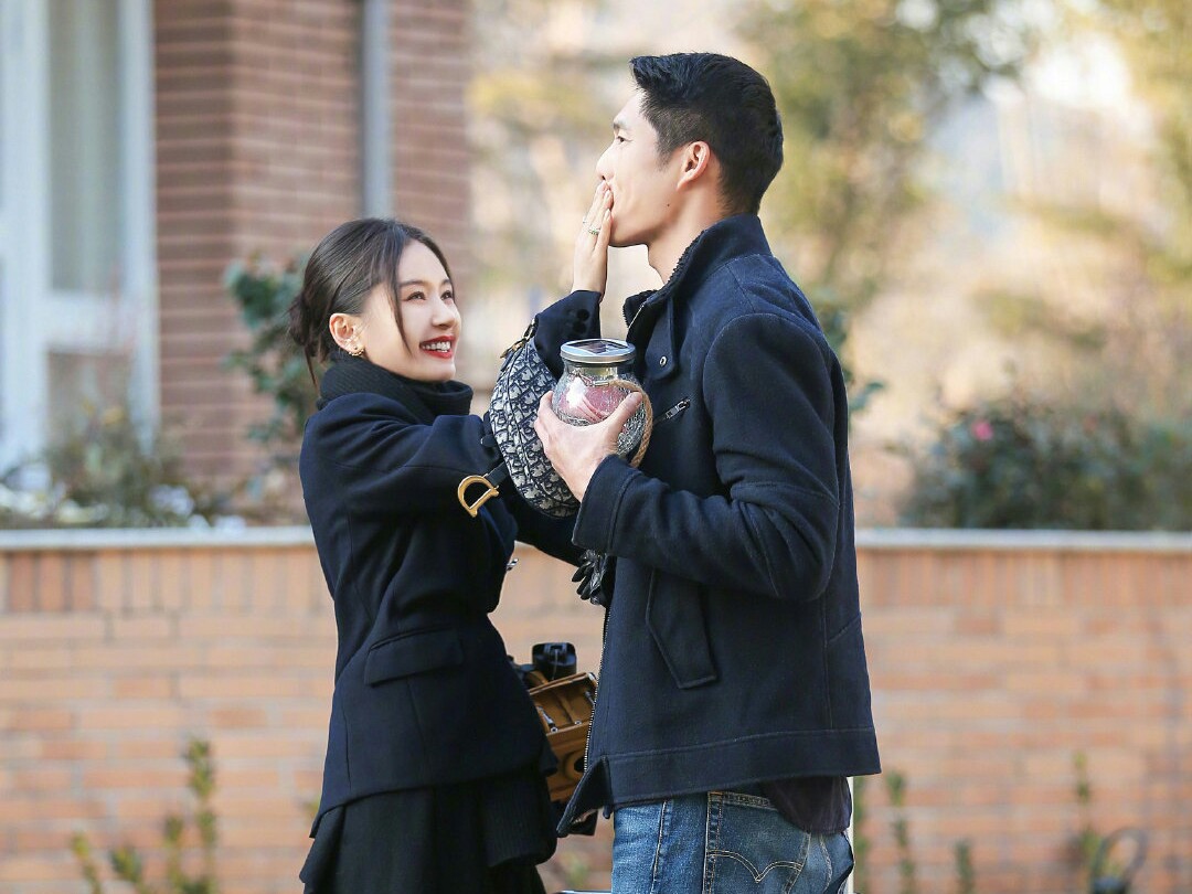 97xxuu 王子文吴永恩公开恋情后首次合体亮相红毯 不愧是恋综天花板 吴子棋又甜又萌 中国南阳画院