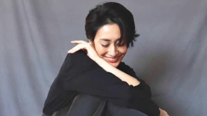 冬瓜 凭着一头“短发”，中年的她美得高级！3大穿搭要点，学会你也行