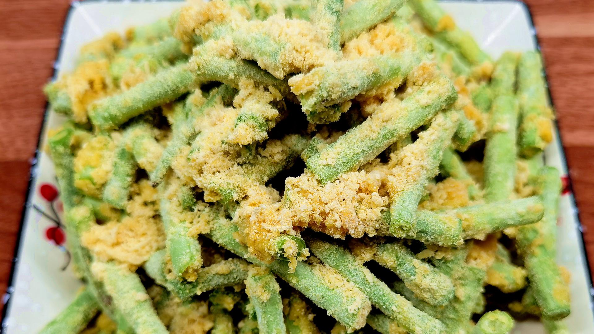 豇豆|入秋后，这菜我一周吃3回，2元1斤营养高，简单一蒸，好吃不上火