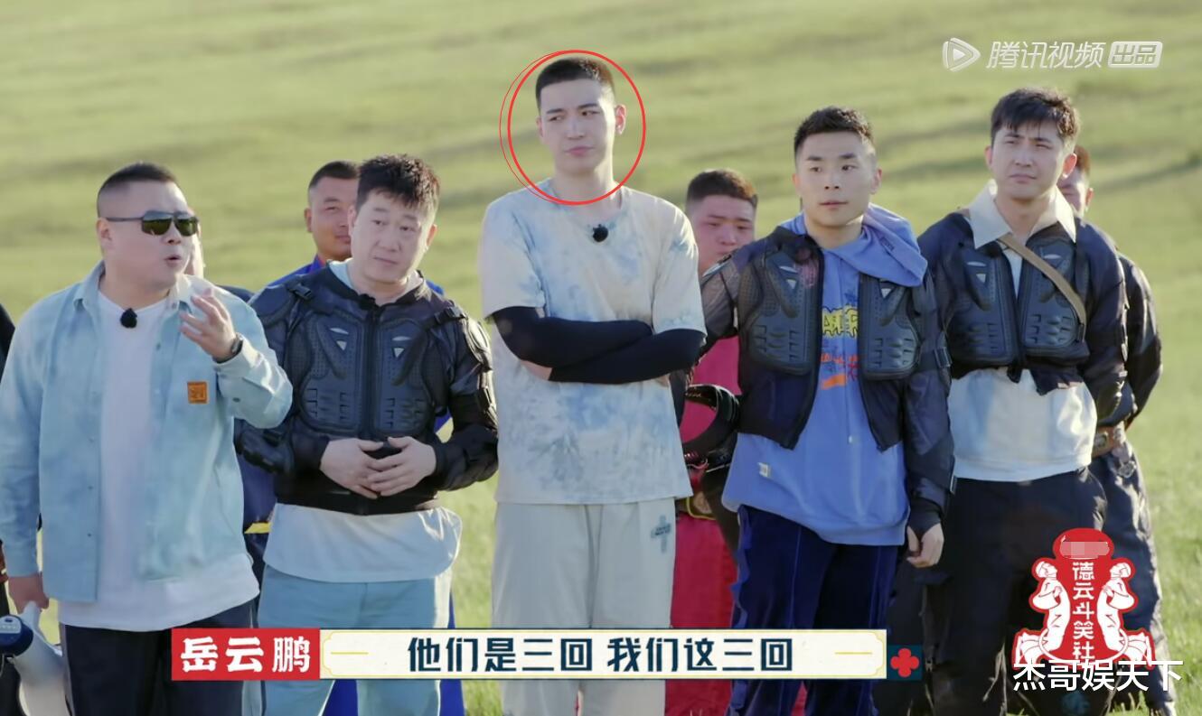 《德云斗笑社》已经两季了,但真正玩明白的人只有岳云鹏和孟鹤堂 《德云斗笑社》已经两季了,但真正玩明白的人只有岳云鹏和孟鹤堂