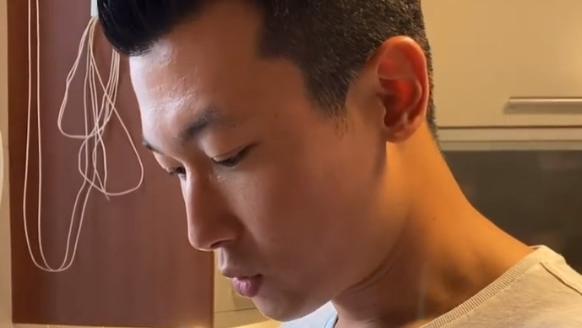 朱珠|王昀佳下厨给朱珠做孕期餐，朱珠胃口大好，曝光狭小厨房却超温馨