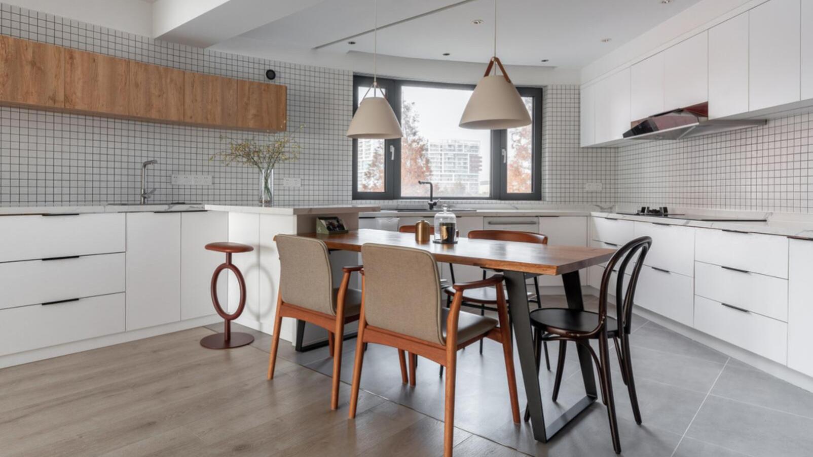 不用羡慕国外的设计，她110㎡烂户型，改造后照样让人惊艳！